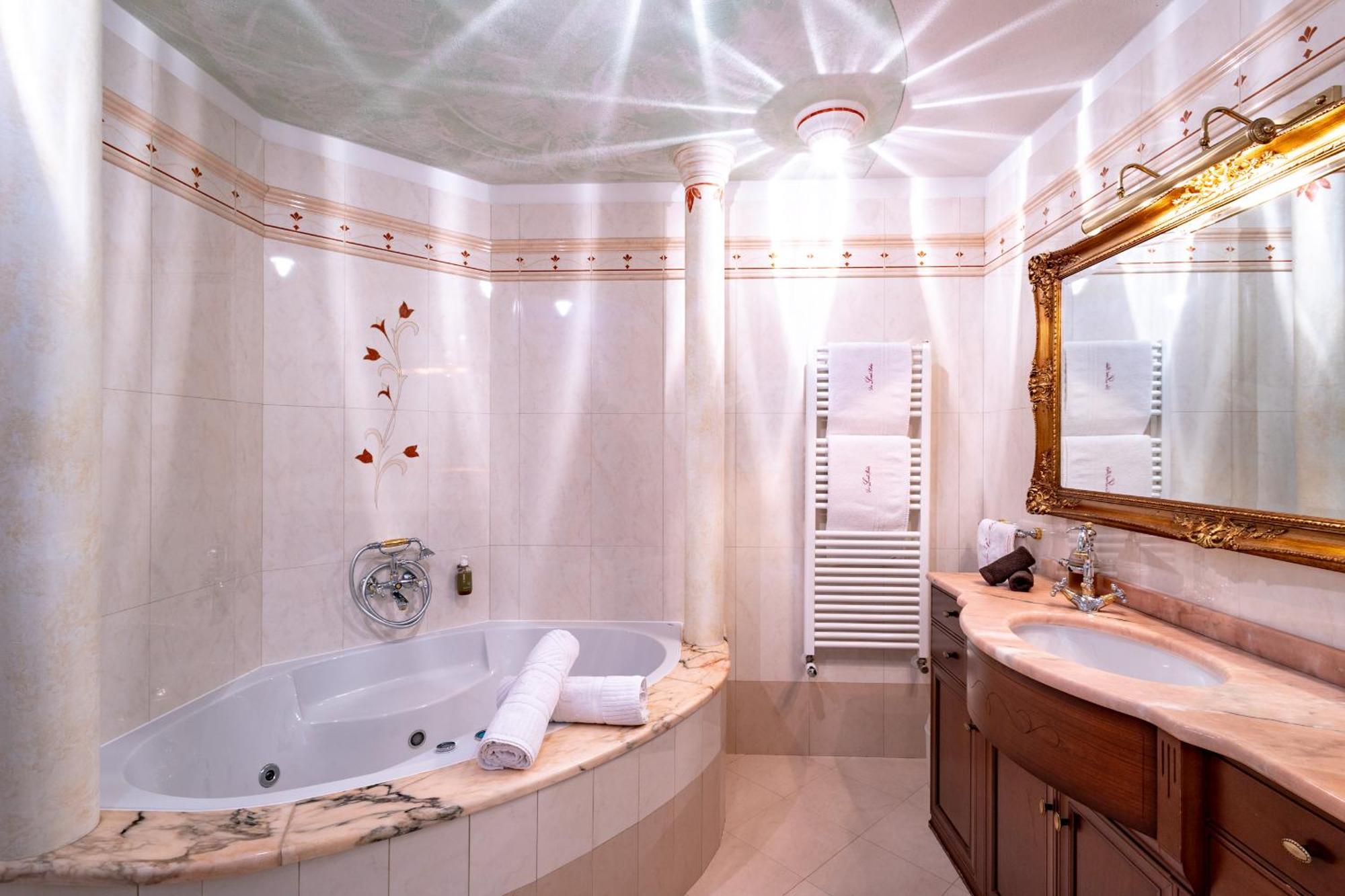 سيلفا دي موليني B&B Das Land-Palais - Private Mountain Hideaway المظهر الخارجي الصورة